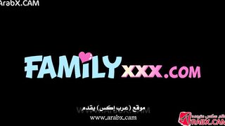 سكس مترجم - أخي أول واحد ينيك طيزي - سكس اخوات