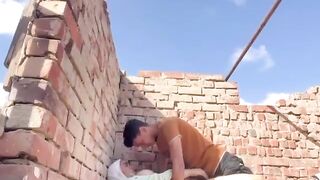 شاب هايج مع جارته المحجبة ينيكها فوق السطوح سكس مصري محجبات ixxx